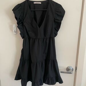 Abercrombie & Fitch Classic Black V-Neck Dress